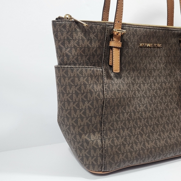 Michael Kors Quinn Med Signature Tote Bag Brown Acorn Excellent Condition - Picture 2 of 12
